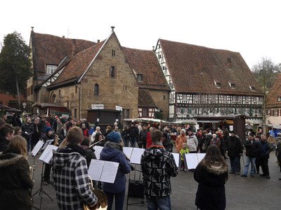 Eröffnung Weihnachtsmarkt Musiker der Stadtkapelle Maulbronn