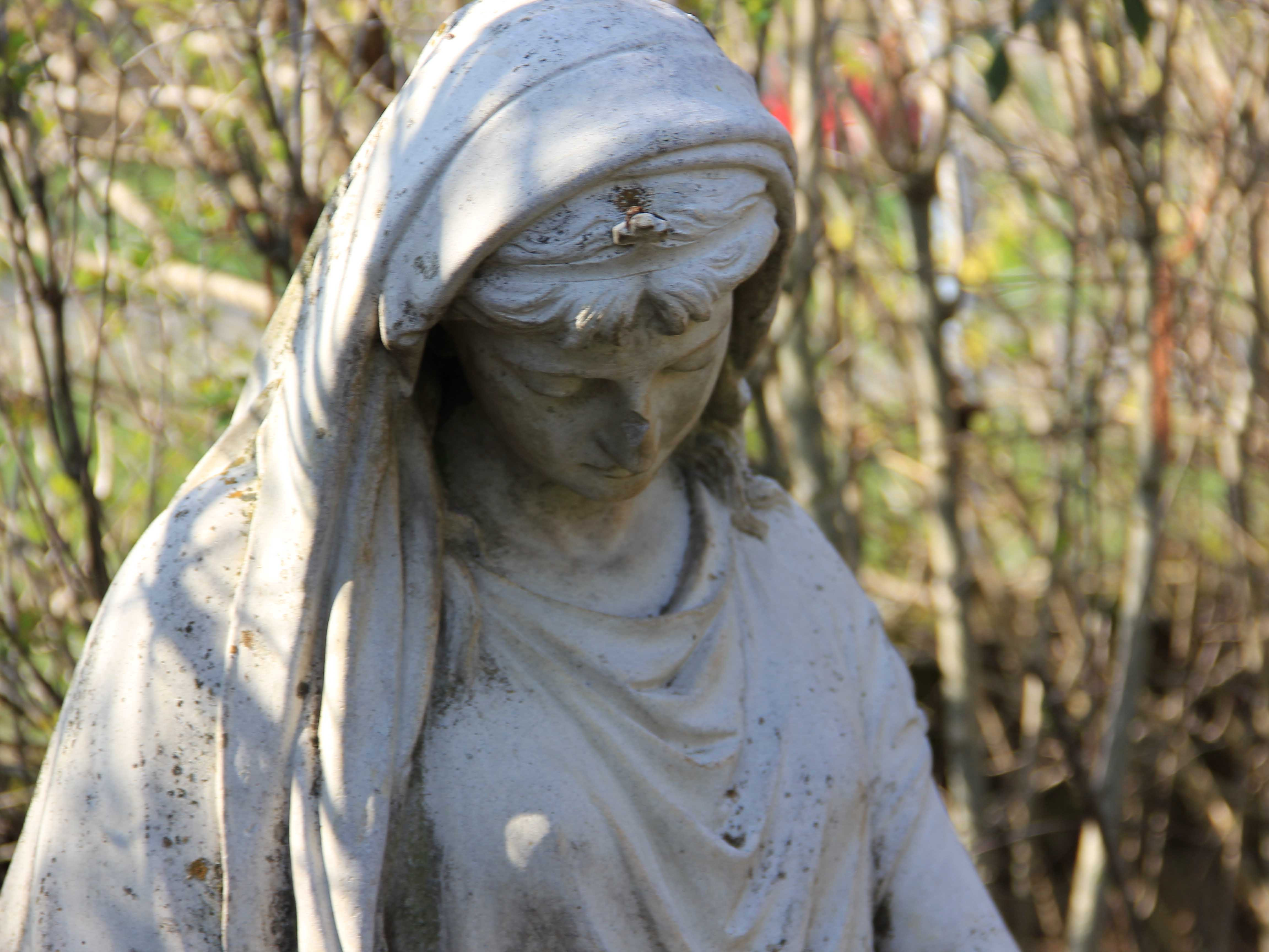 Statue Alter Friedhof Maulbronn